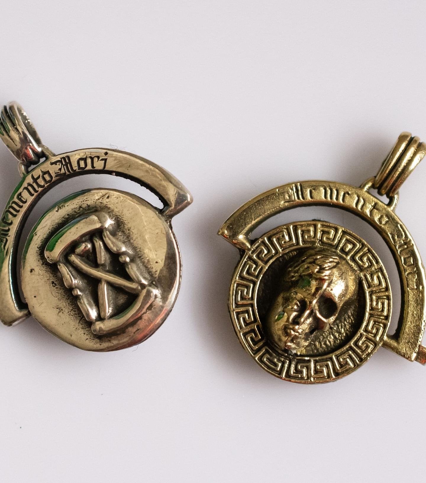 Memento Mori - Double Face Pendant image 3