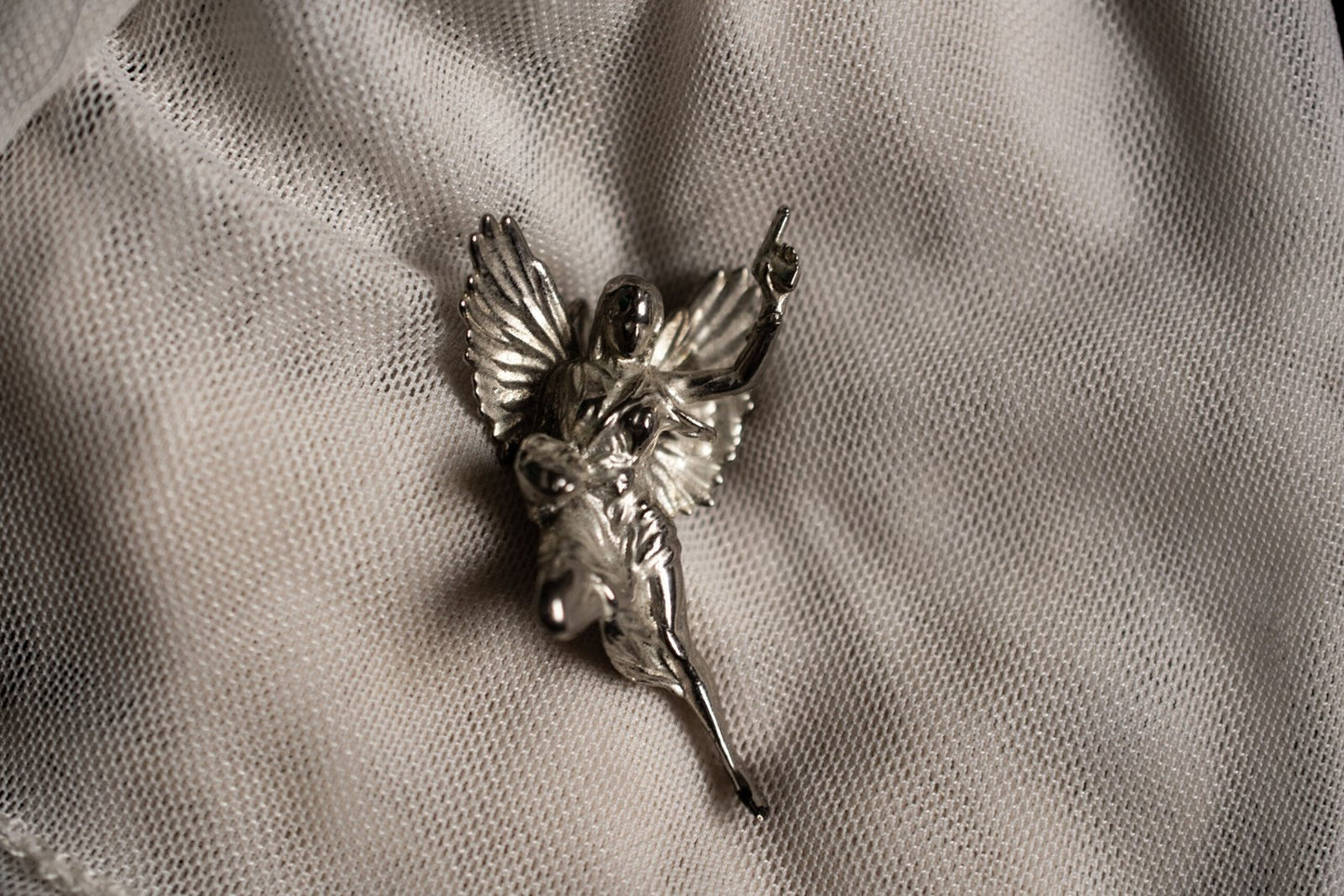 Fallen Angel pendant image 3