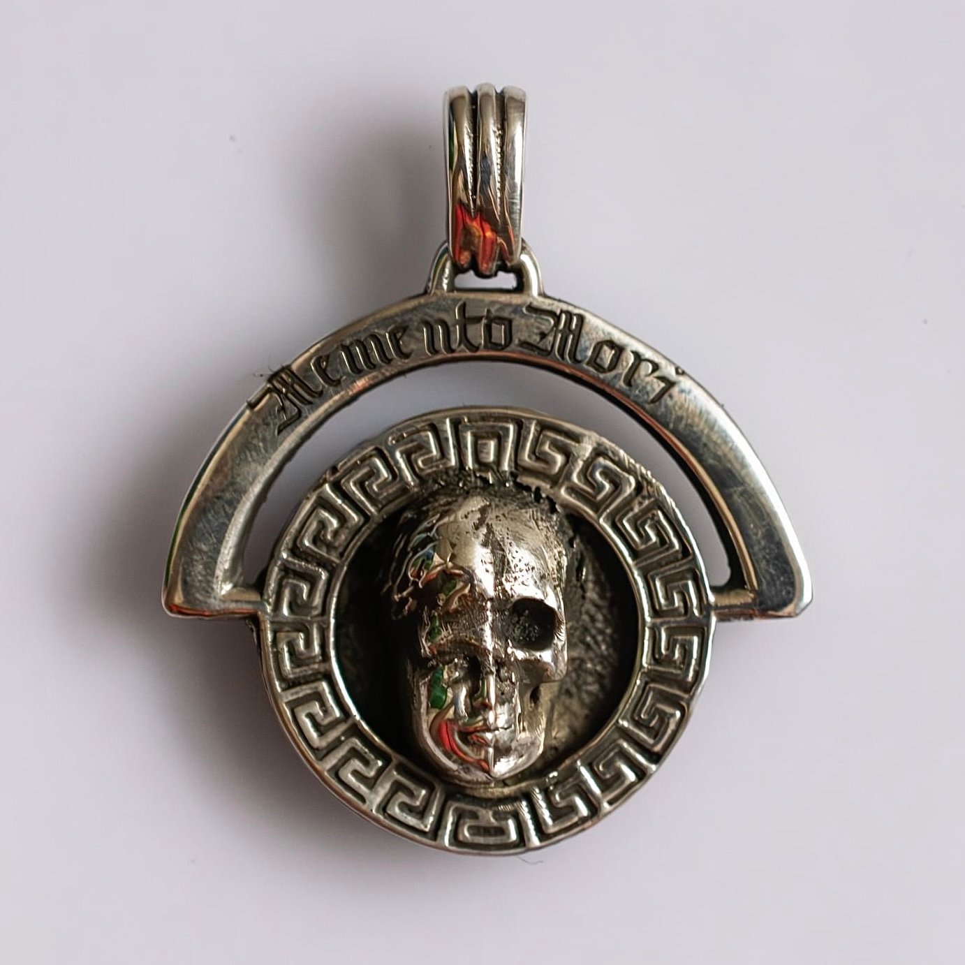 Memento Mori - Double Face Pendant image 0
