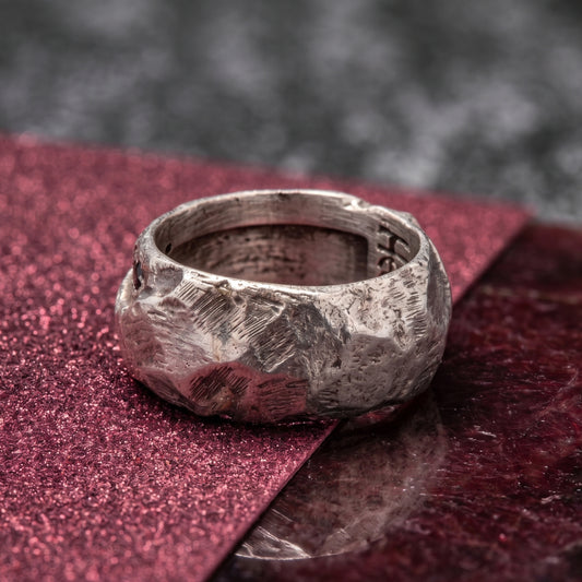 Nature Cracks Ring