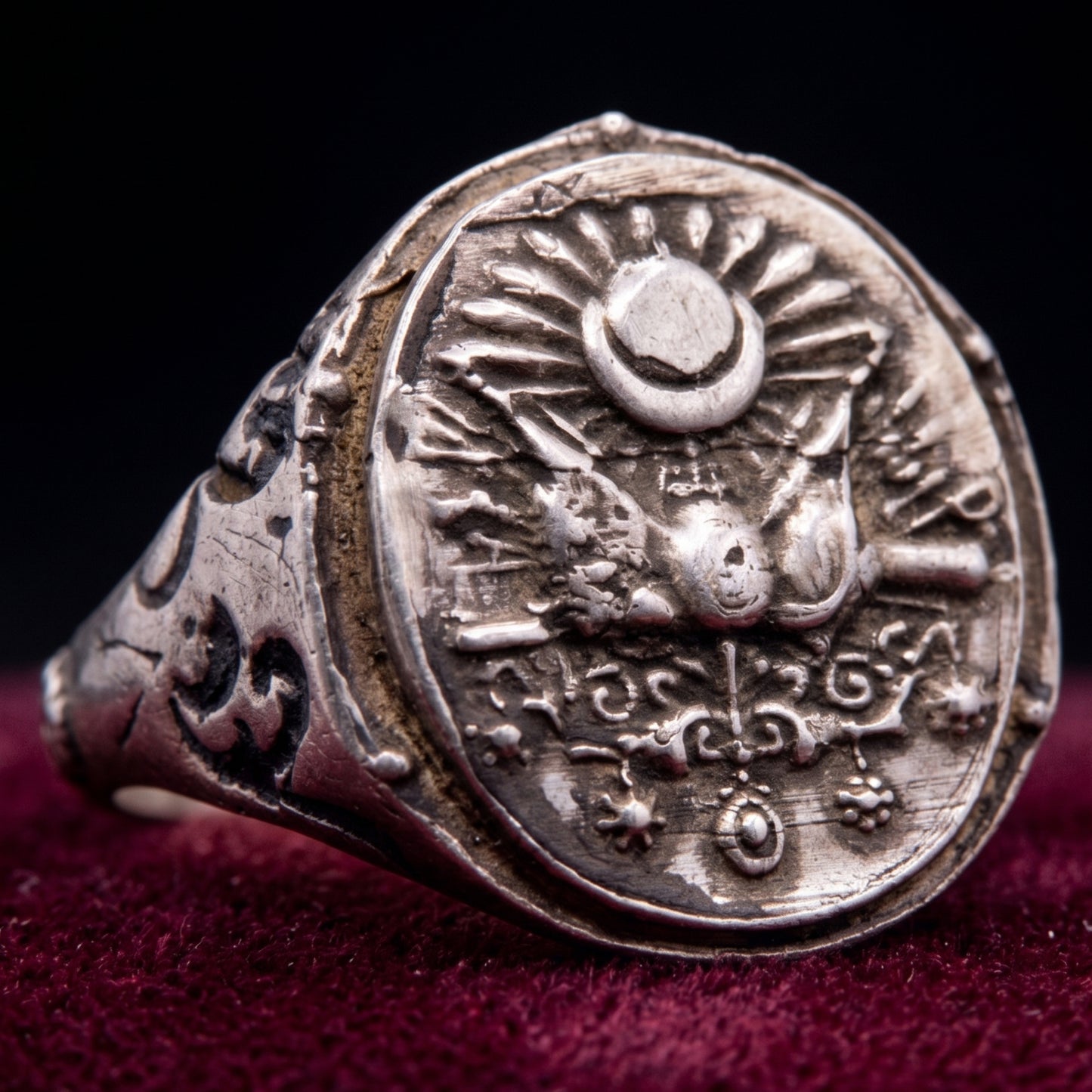 The Ottoman Signet Ring - الختم العثماني
