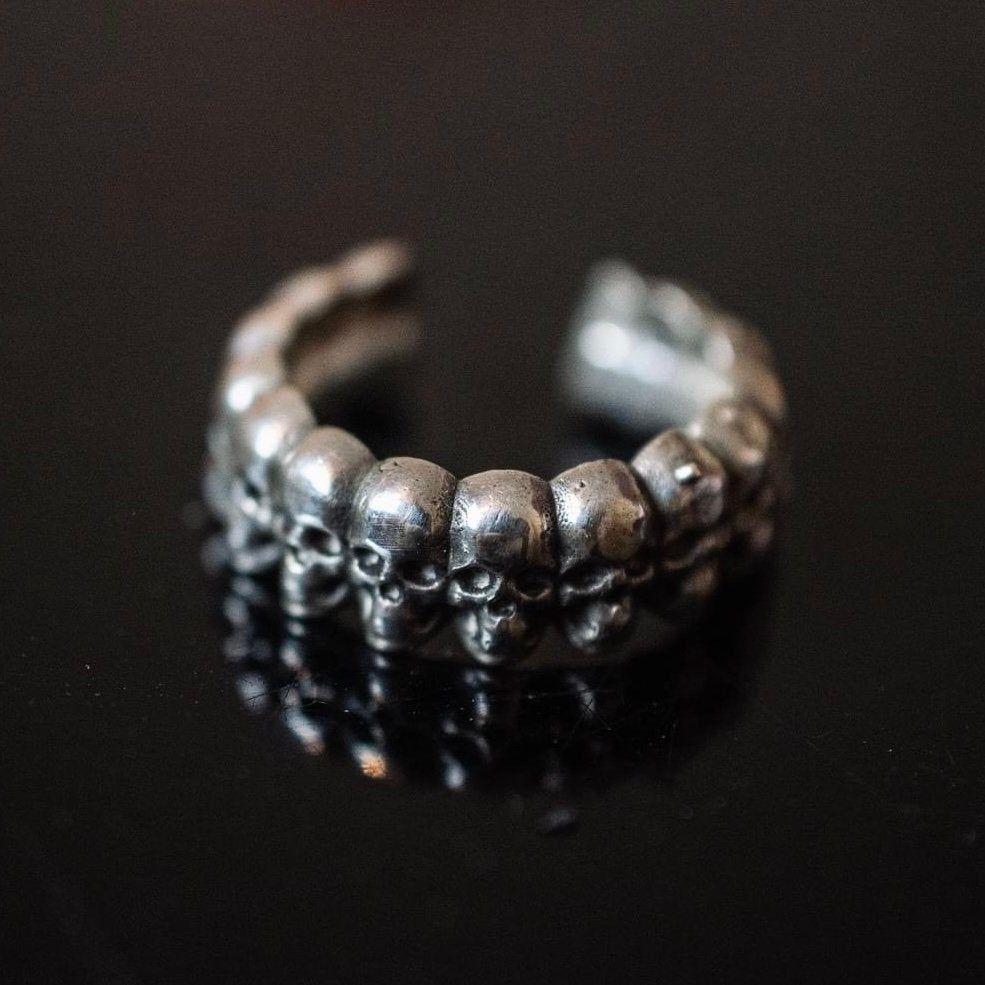Skulls & Bones image 0