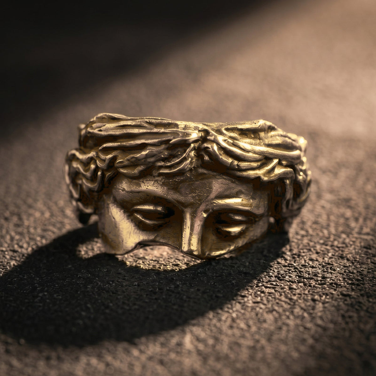 Aphrodite Ring
